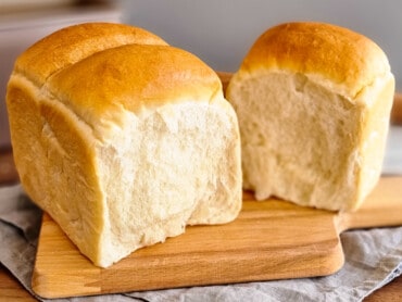 Soft & Fluffy Yoghurt Bread